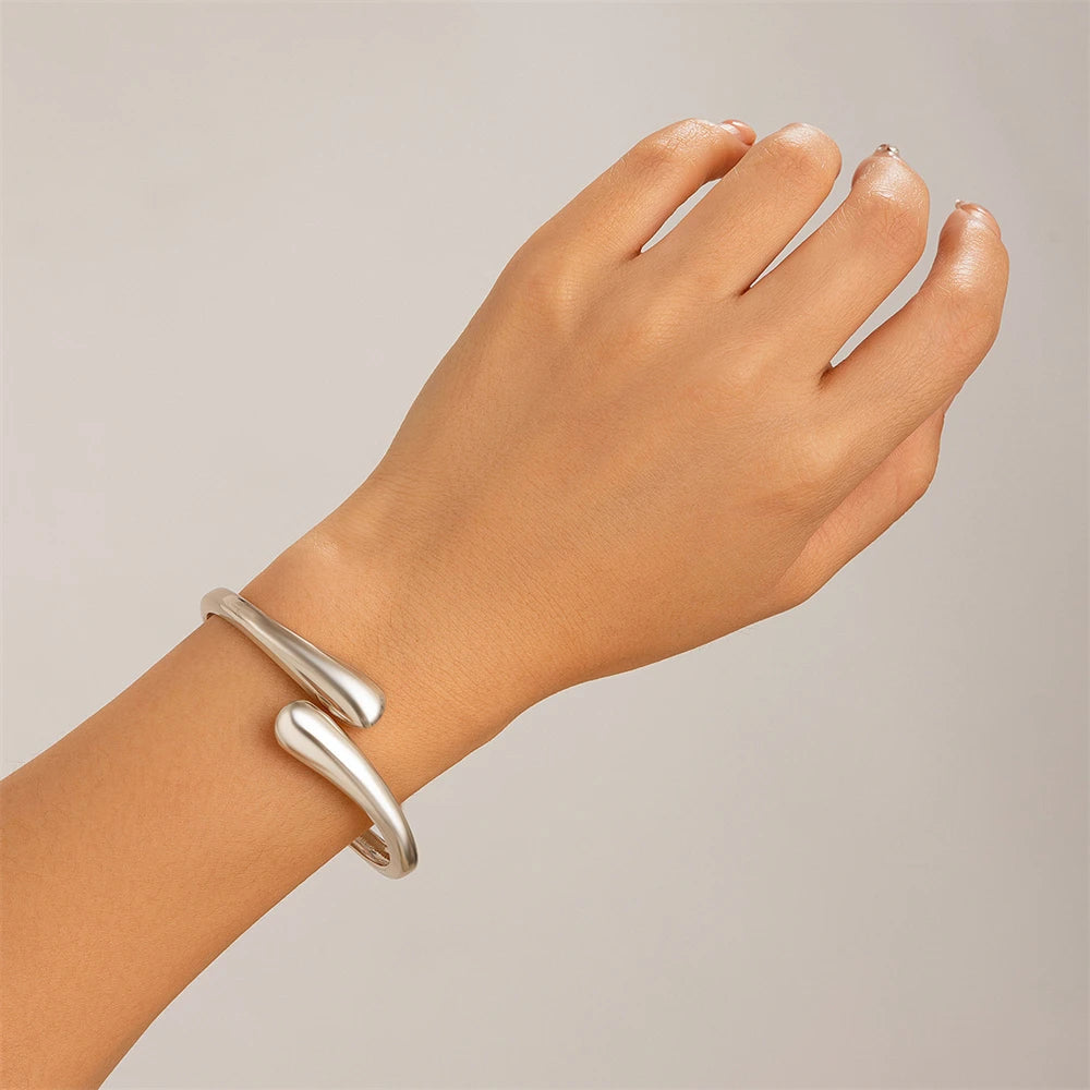 Infinity Flow Ring & Bangle